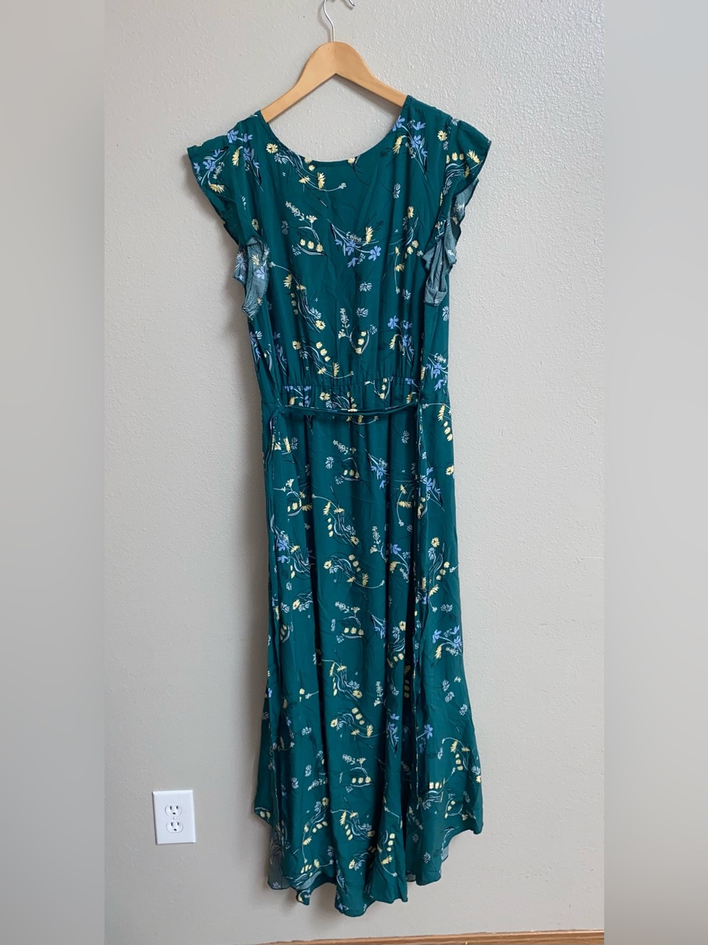 Grecerelle Green Floral High Low Wrap Dress XL Flutter Sleeve Boho Midi - Picture 2 of 3